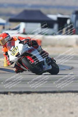 media/Sep-20-2025-Race Pace (Sat) [[d4e1b33f4d]]/Verified/Turn 2 (920am)/